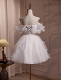 Elegant White 3D Flowers Pearl Accessories Design A-line Spaghetti Strap Short Homecoming Dress HZ1024